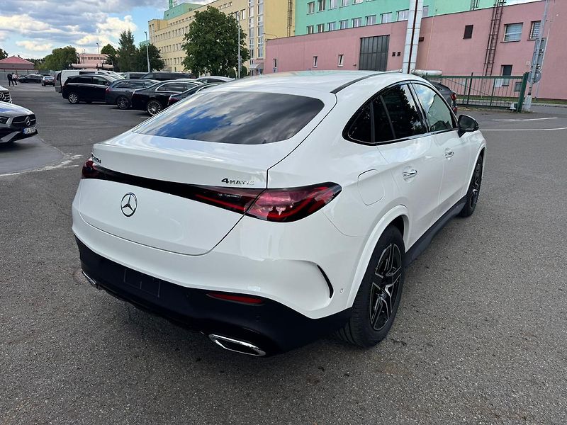 Mercedes-Benz GLC (2025) 220 d 4MATIC kupé - fotka 7 z 36