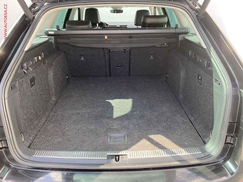 Škoda Superb (2016) 2.0 TDi, Style, bixen, kamera - fotka 7 z 17