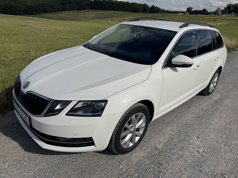 Škoda Octavia (2018) 2.0TDI DSG STYLE+ ACC NAVI ČR - fotka 1 z 23
