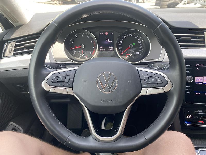 Volkswagen Passat 2.0TSI140kW-1xMAJ.-LED-DSG-ACC - fotka 19 z 49