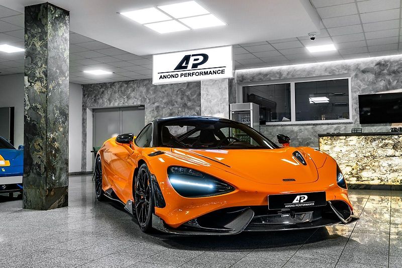 McLaren 765LT LIFT/B&W/MSO/CARBON/BREAKS - fotografie inzerátu