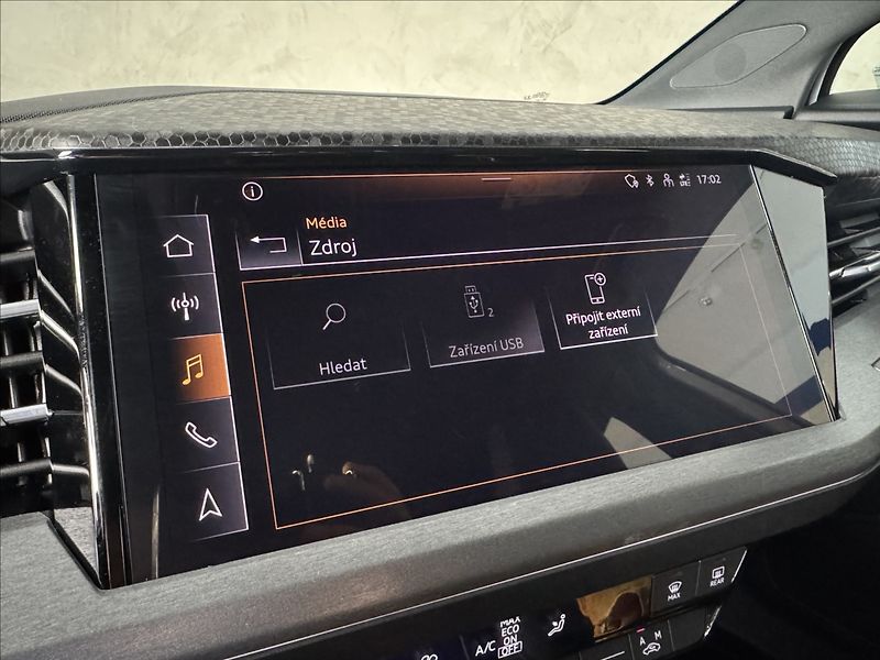 Audi Q4 e-tron 40 150kW LED Matrix - fotka 36 z 49