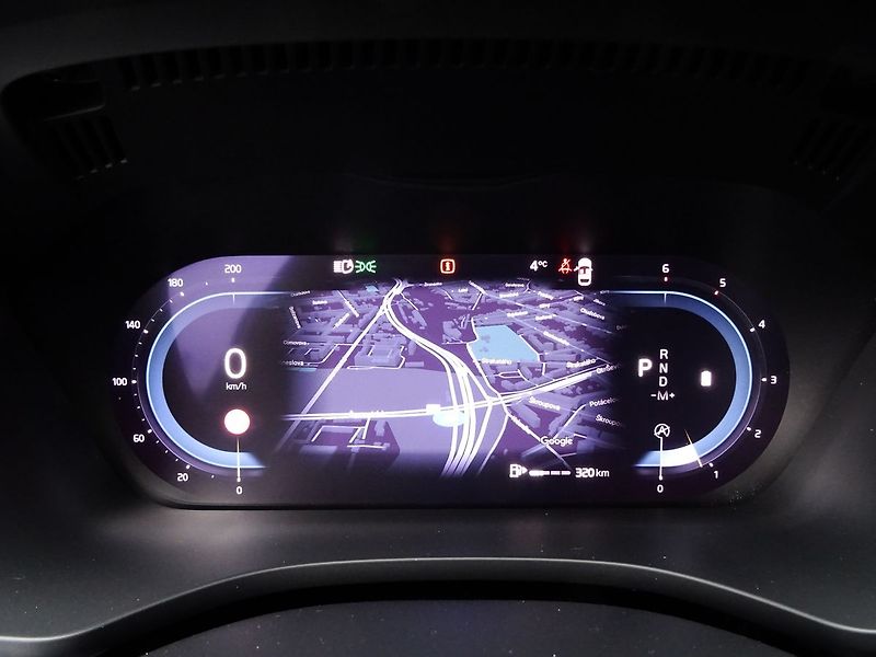 Volvo XC60 B4 145kW AWD LED Rezervováno - fotka 15 z 33