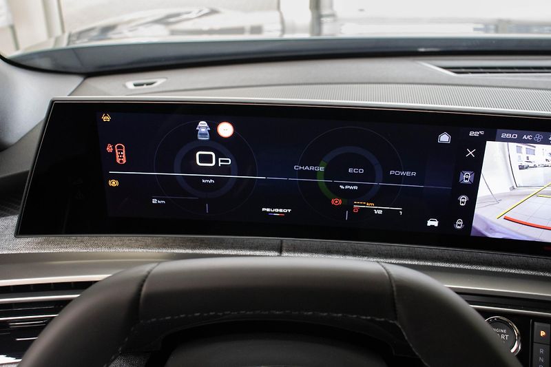 Peugeot 5008 ALLURE Hybrid 145 e-DCS6 - fotka 12 z 16
