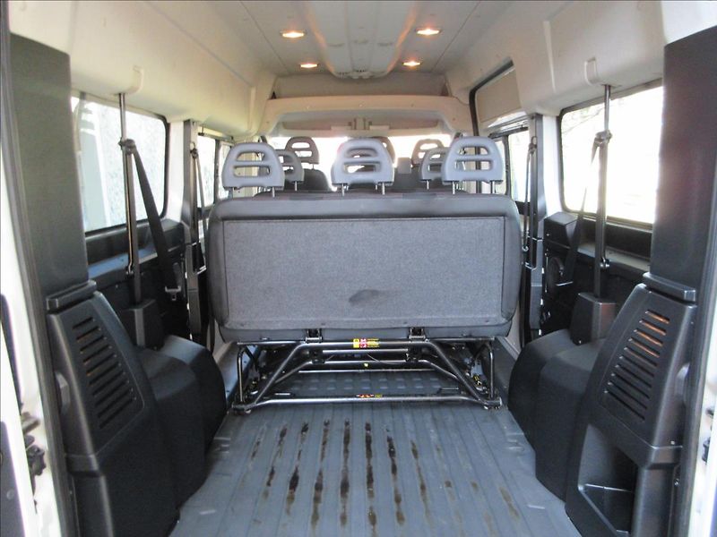 Peugeot Boxer 2,0 HDi 9míst, L2H2, DPH, Top - fotka 17 z 29