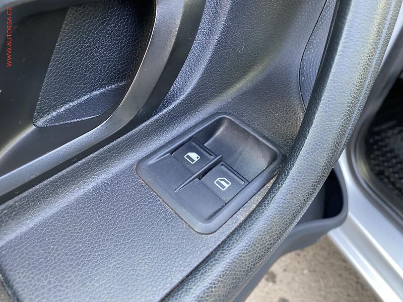 Škoda Roomster (2011) 1.2TSi, ČR, Style - fotka 13 z 18