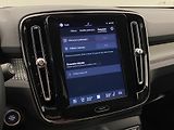 Volvo XC40 B4 AWD DARK PLUS AUT CZ - náhled 41
