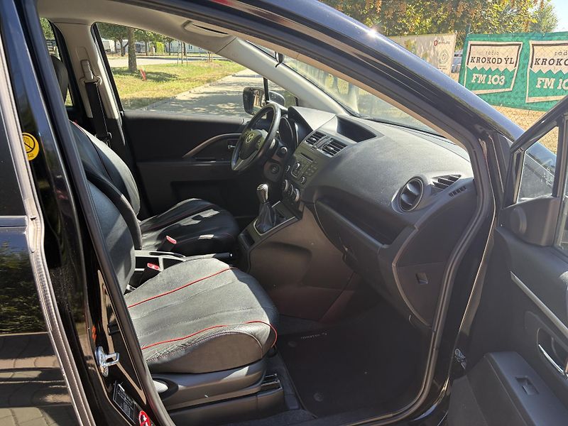 Mazda 5 2.0 GTA 7 míst - fotka 19 z 30