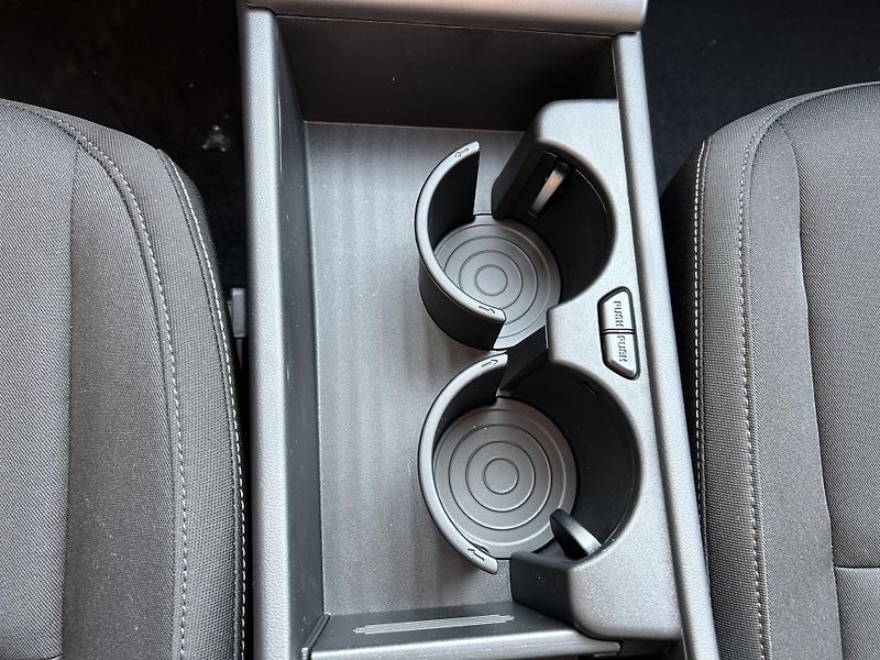 Hyundai Kona EV 27 64,8 CZECH EDITION BLACK - fotka 34 z 34