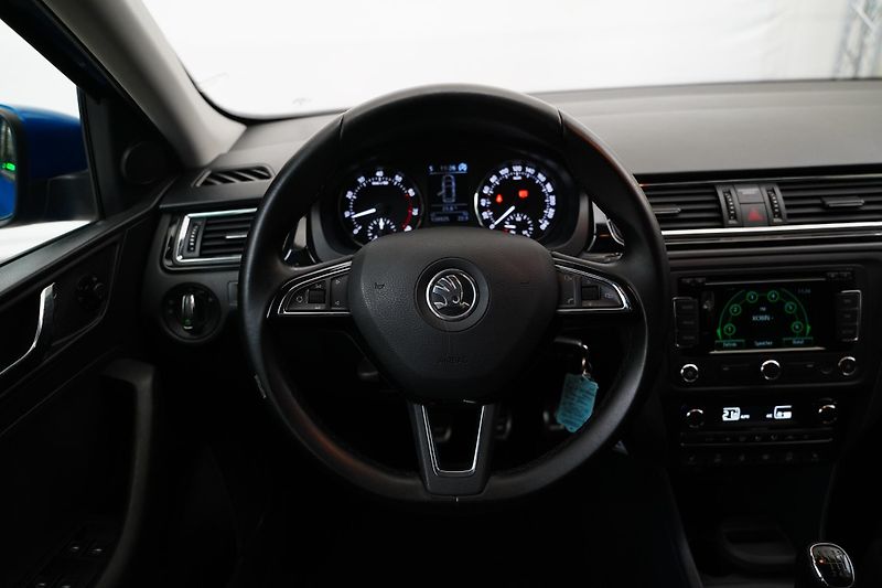 Škoda Rapid - fotka 19 z 26