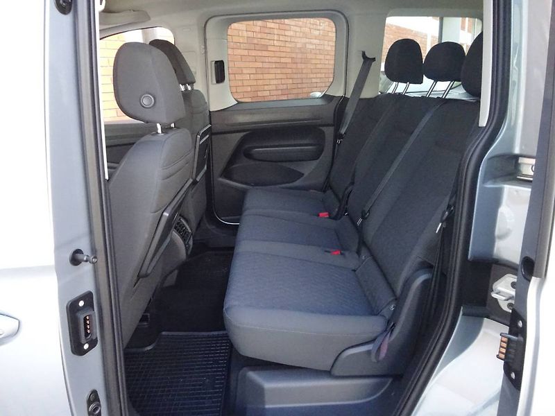 Volkswagen Caddy (2026) Life 1,5 TSI DSG - fotka 9 z 30