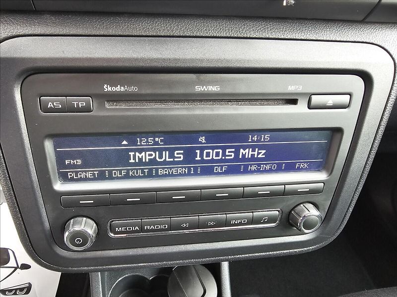 Škoda Fabia II 1,2TSi 63KW Ambiente - fotka 21 z 43