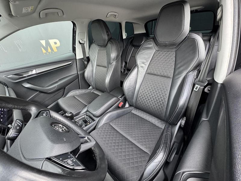 Škoda Karoq (2018) 1.5TSi MAN Style+ Kessy, tažné - fotka 16 z 52