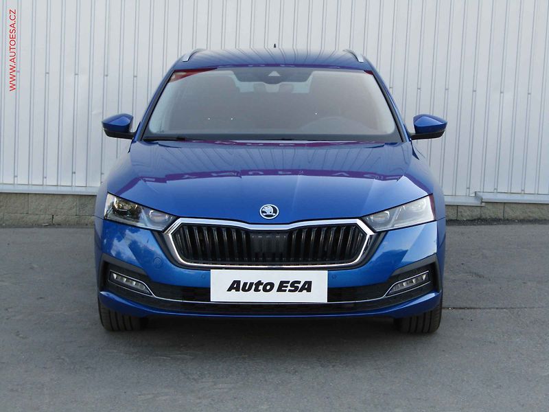 Škoda Octavia (2021) 2.0 TDi, 2.maj,ČR, Style - fotka 2 z 23