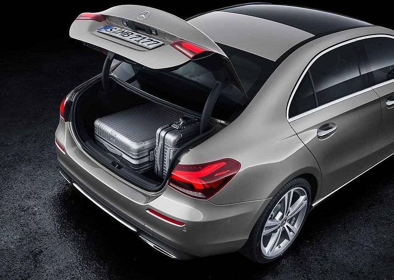 Mercedes-Benz A sedan (2018)