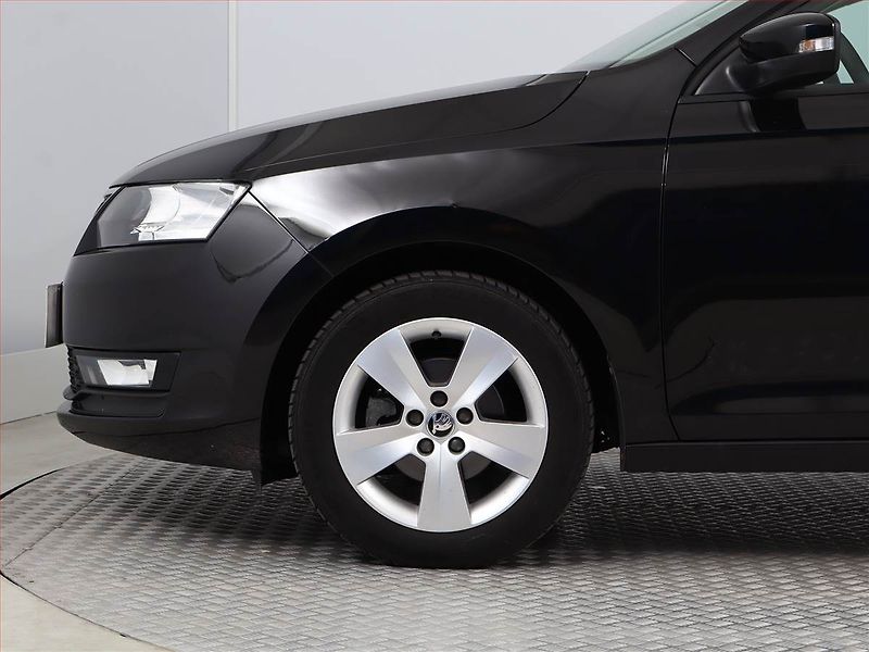 Škoda Rapid (2019) Spaceback 1.0 TSI, Serv.kniha - fotka 12 z 15