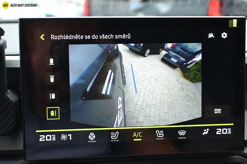 Dacia Bigster JOURNEY HYBRID 155 - fotka 40 z 61