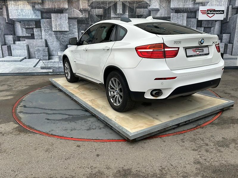 BMW X6 (2012) 40D, 225KW, MASÁŽ, VÝBAVA - fotka 8 z 27