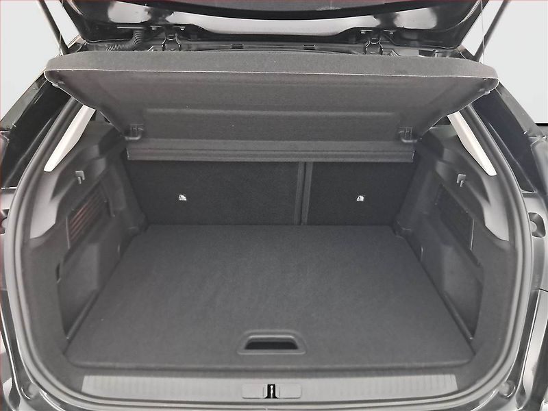 Citroën C4 (2022) 1.2 PureTech, ČR,1.maj - fotka 14 z 24