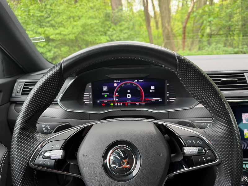 Škoda Superb (2023) SportL 2.0TSI/206kW 4x4, webas - fotka 12 z 30