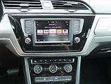 Volkswagen Touran (2016) 2.0 TDI, Automat, 7 míst, Navi - náhled 12