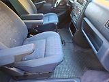 Volkswagen Caravelle (2002) 2.5TDI 111kW -7.MÍST-TAŽ.ZAŘ. - náhled 17