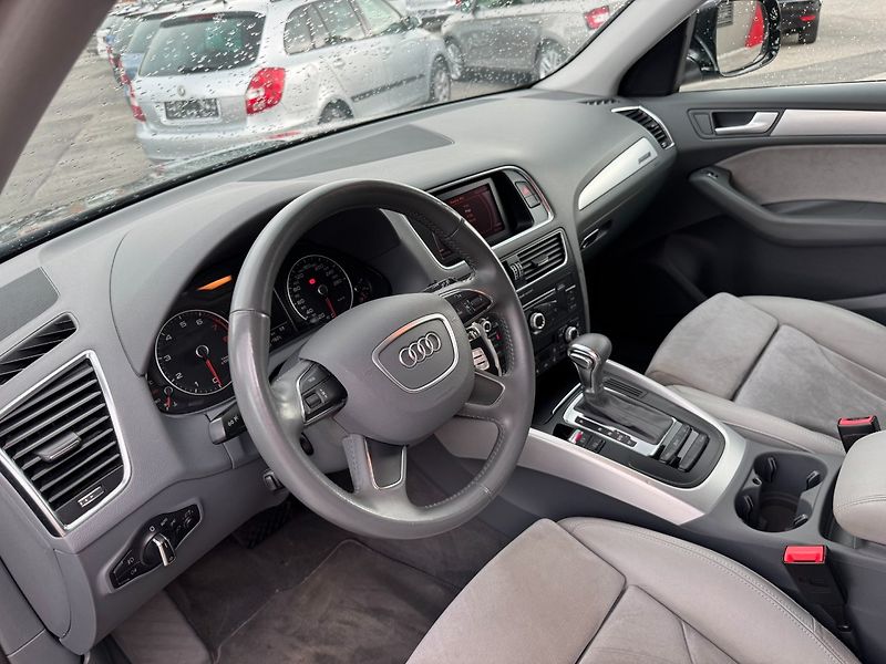 Audi Q5 (2013) 2,0 TFSI 165 KW Quattro Aut. - fotka 11 z 36
