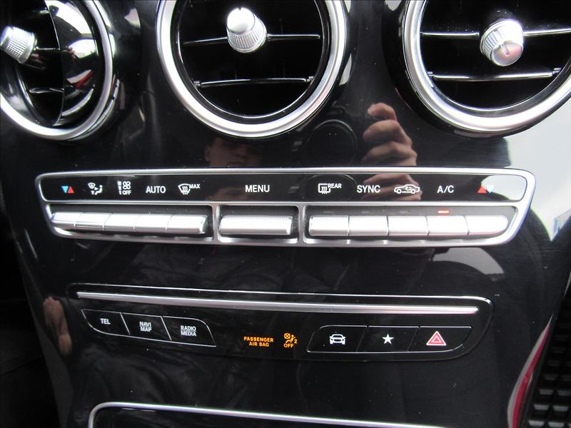 Mercedes-Benz GLC 2,0 CDi 220d 4MATIC - fotka 21 z 44