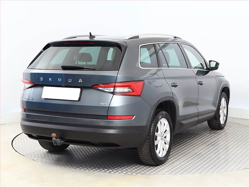 Škoda Kodiaq (2019) Style 2.0 TSI - fotka 5 z 21