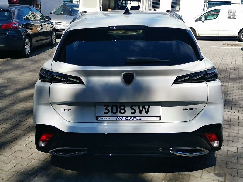 Peugeot 308 SW GT Plugin HYBRID 225 e-EAT8 - fotka 7 z 11
