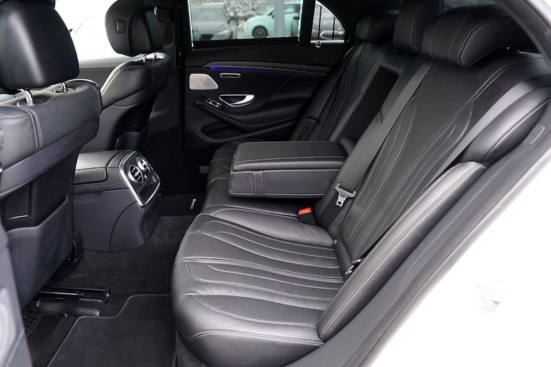 Mercedes-Benz Třídy S S 350d AMG 4Matic/Burm/260PS - fotka 34 z 49