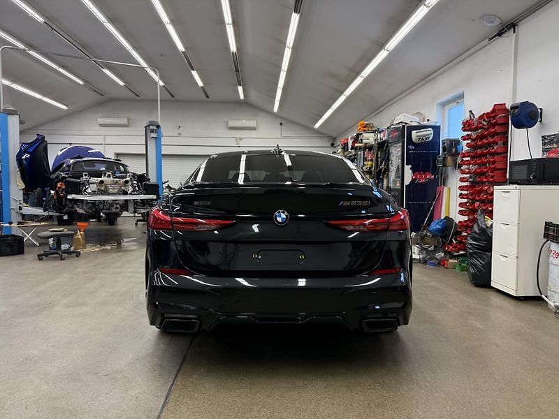 BMW Řada 2 Gran coupe M235i xDrive - fotka 6 z 20
