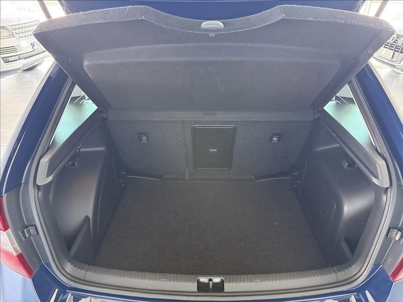 Škoda Rapid 1,0   TSI 81kW,CLEVER,SERVISKA - fotka 23 z 24