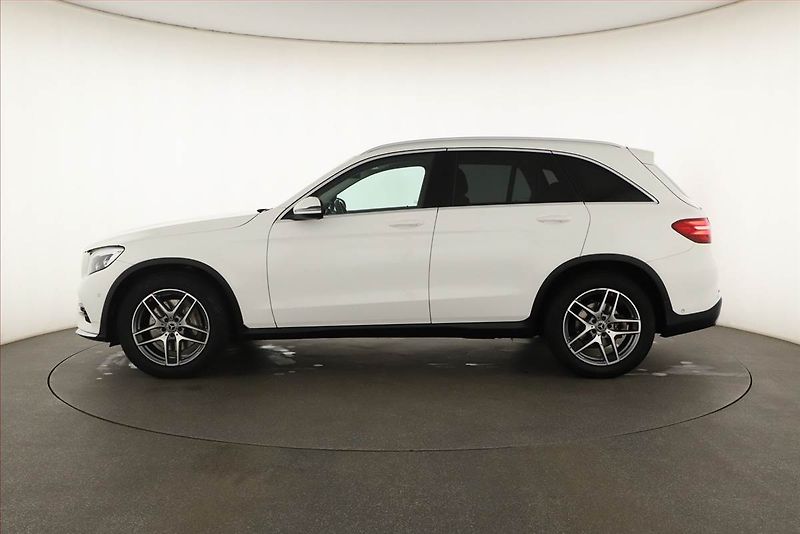 Mercedes-Benz GLC (2018) 220 d 4MATIC - fotka 3 z 21