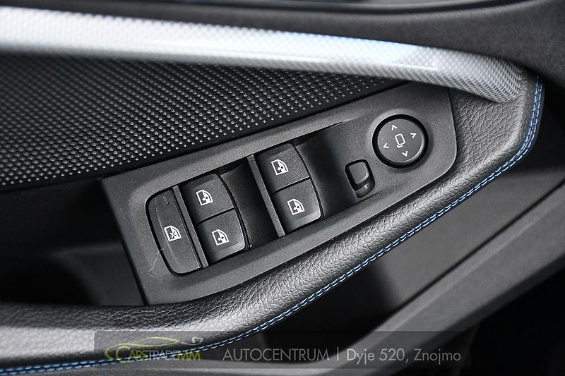 BMW Řada 2 218D M-SPORT ČR TAŽNÉ 1M HUD - fotka 21 z 50