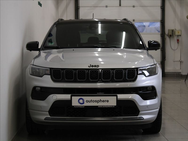 Jeep Compass 1,3 T 110kW AT S Výprodej! - fotka 2 z 30