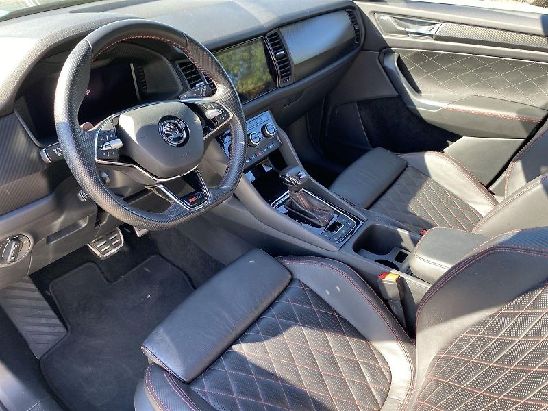Škoda Kodiaq (2020) 2.0 TDI 4x4 DSG RS - fotka 9 z 39