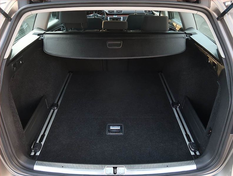 Volkswagen Passat (2012) Comfortline 2.0 TDI, 4X4 - fotka 14 z 22