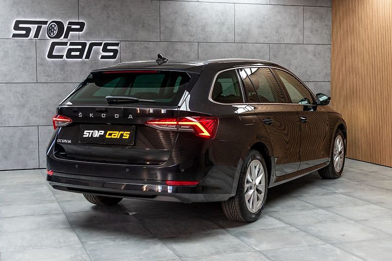 Škoda Octavia 2.0 TDI KAMERA*KESSY*ACC*DPH* - fotka 6 z 39
