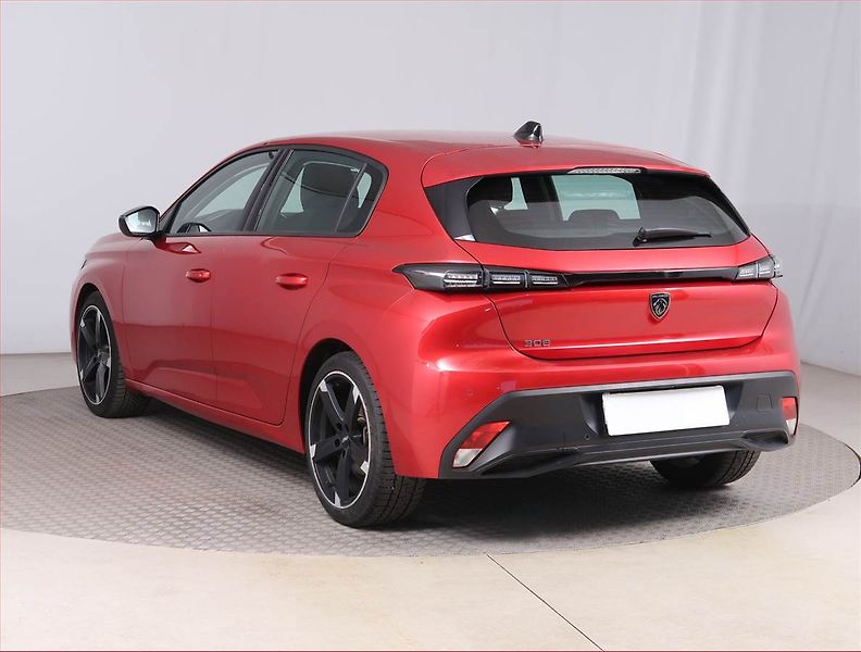 Peugeot 308 (2022) Active Pack 1.2 PureTech - fotka 4 z 15