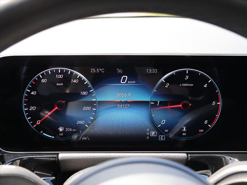Mercedes-Benz Třídy B 2,0 200d 110kW Aut. LED CZ - fotka 18 z 38