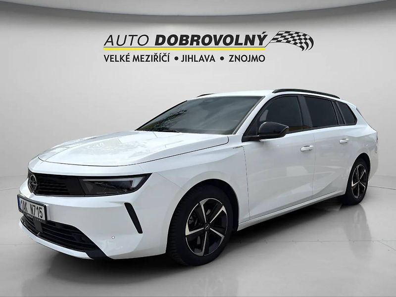 Opel Astra Edition ST 1.2 TURBO (96kW/130 - fotka 2 z 20