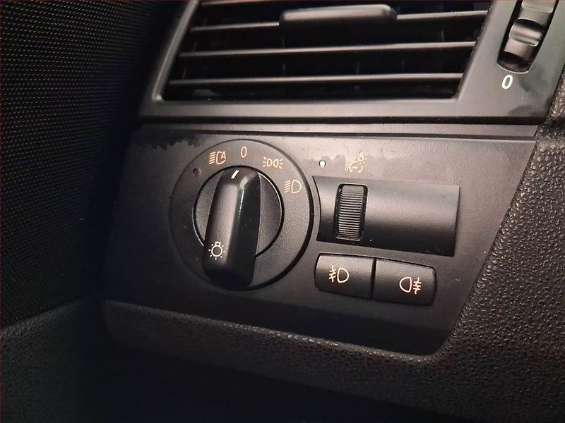 BMW X3 (2006) Individual 3.0d, 4X4, Automat - fotka 18 z 19