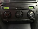 Škoda Octavia (2008) 2.0TDi, ČR, AC, temp - náhled 14