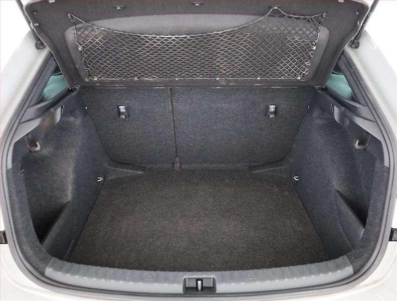 Škoda Scala (2021) Monte Carlo 1.0 TSI, Automat - fotka 19 z 20