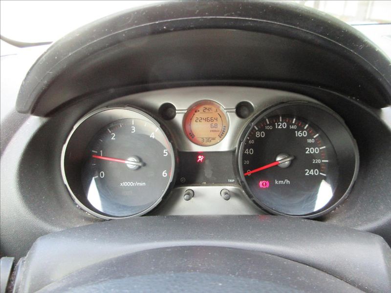 Nissan Qashqai 1,5 Dci, Dual klima, VADA MOTO - fotka 18 z 24