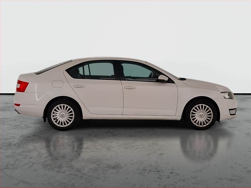 Škoda Octavia (2015) Ambition 1.6 TDI, po STK - fotka 6 z 17