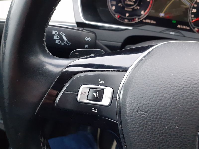 Volkswagen Passat Variant (2015) 2.0 TDi 176 Kw 4x4 DSG - fotka 11 z 47