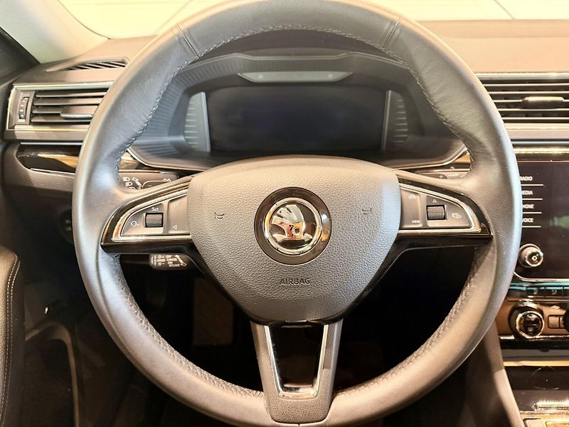 Škoda Superb iV 1.4 TSi 160 Kw PHEV L&K - fotka 7 z 33