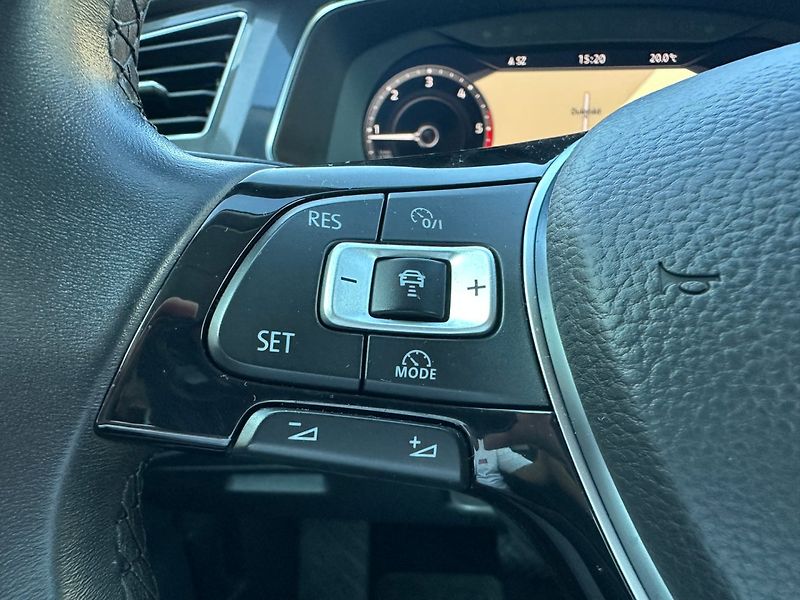 Volkswagen Tiguan (2017) 2.0Tdi 140Kw DSG 4x4 - fotka 22 z 28